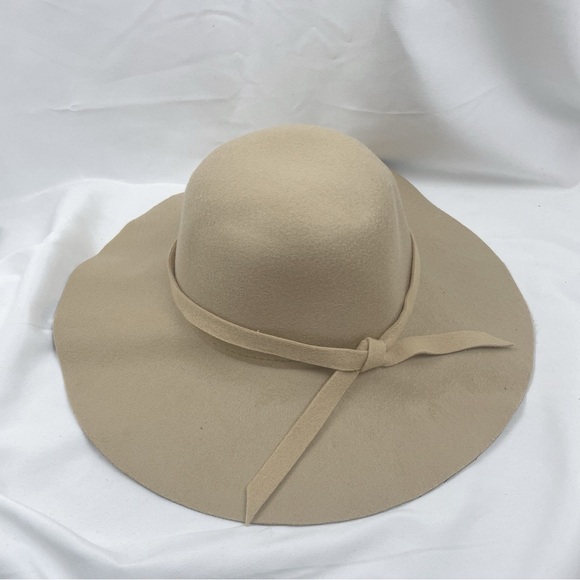 Accessories | Elegant Tan Wool Widebrim Hat | Poshmark